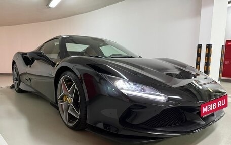 Ferrari F8, 2021 год, 37 000 000 рублей, 19 фотография