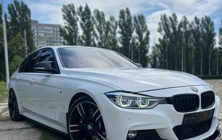 BMW 3 серия, 2015 год, 3 100 000 рублей, 2 фотография