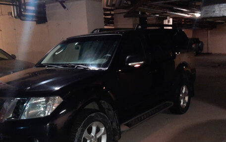 Nissan Pathfinder, 2011 год, 1 370 000 рублей, 3 фотография