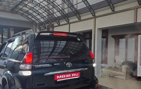 Toyota Land Cruiser Prado 120 рестайлинг, 2008 год, 2 250 000 рублей, 3 фотография