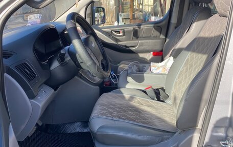 Hyundai Grand Starex Grand Starex I рестайлинг 2, 2011 год, 1 700 000 рублей, 7 фотография