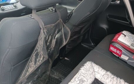 Toyota RAV4, 2017 год, 2 630 000 рублей, 10 фотография