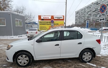 Renault Logan II, 2015 год, 500 000 рублей, 2 фотография