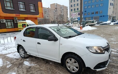 Renault Logan II, 2015 год, 500 000 рублей, 3 фотография