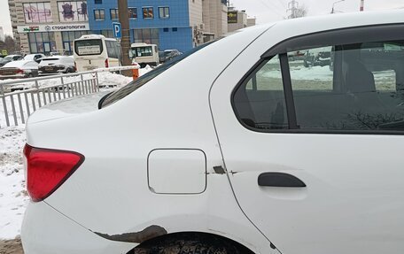 Renault Logan II, 2015 год, 500 000 рублей, 4 фотография