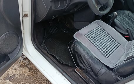 Renault Logan II, 2015 год, 500 000 рублей, 11 фотография