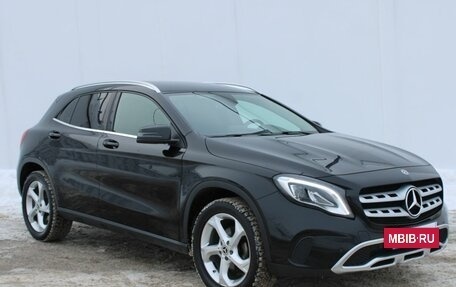 Mercedes-Benz GLA, 2019 год, 2 490 000 рублей, 2 фотография