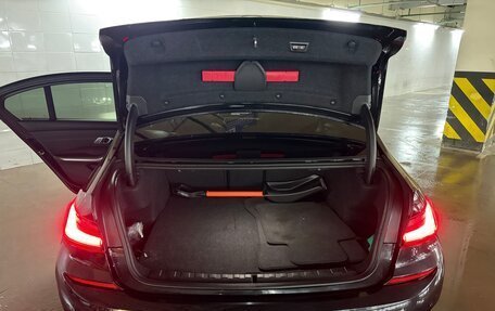 BMW 3 серия, 2019 год, 3 300 000 рублей, 7 фотография