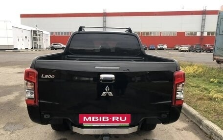 Mitsubishi L200 IV рестайлинг, 2021 год, 3 500 000 рублей, 4 фотография