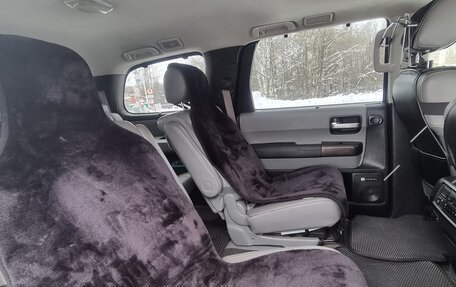 Toyota Sequoia II рестайлинг, 2008 год, 2 900 000 рублей, 12 фотография