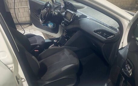 Peugeot 208 II, 2013 год, 500 000 рублей, 8 фотография