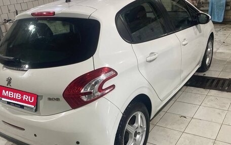 Peugeot 208 II, 2013 год, 500 000 рублей, 5 фотография