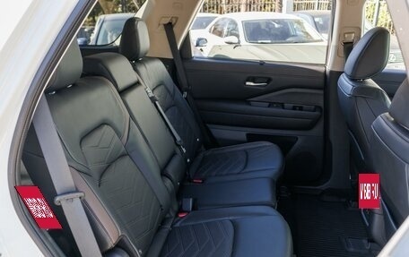 Nissan Pathfinder, 2021 год, 5 750 000 рублей, 11 фотография