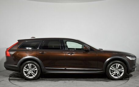 Volvo V90 Cross Country I рестайлинг, 2019 год, 3 600 000 рублей, 4 фотография