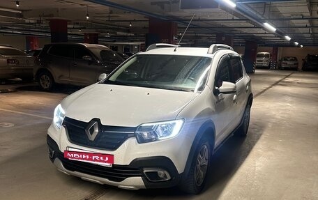 Renault Sandero II рестайлинг, 2021 год, 1 150 000 рублей, 2 фотография