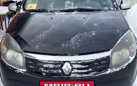 Renault Sandero I, 2013 год, 465 000 рублей, 2 фотография