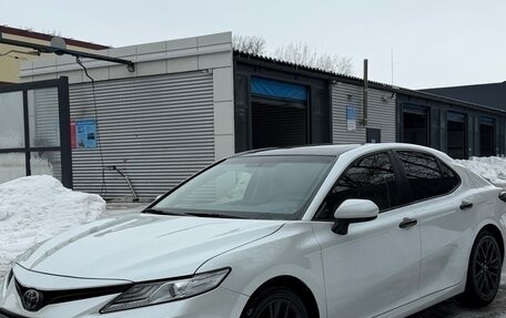 Toyota Camry, 2022 год, 3 400 000 рублей, 5 фотография