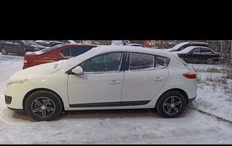 Renault Megane III, 2012 год, 800 000 рублей, 4 фотография