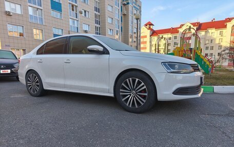 Volkswagen Jetta VI, 2012 год, 820 000 рублей, 3 фотография