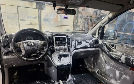 Hyundai Grand Starex Grand Starex I рестайлинг 2, 2009 год, 950 000 рублей, 12 фотография