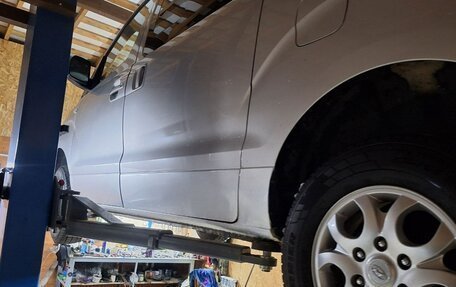 Hyundai Grand Starex Grand Starex I рестайлинг 2, 2009 год, 950 000 рублей, 17 фотография