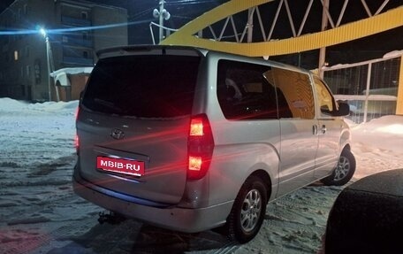 Hyundai Grand Starex Grand Starex I рестайлинг 2, 2009 год, 950 000 рублей, 9 фотография