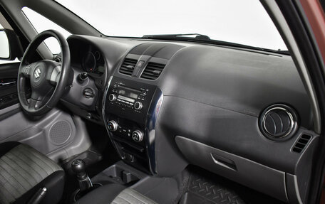 Suzuki SX4 II рестайлинг, 2011 год, 649 000 рублей, 12 фотография