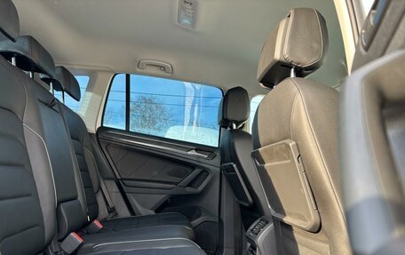 Volkswagen Tiguan II, 2017 год, 2 599 000 рублей, 7 фотография