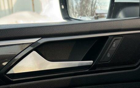 Volkswagen Tiguan II, 2017 год, 2 599 000 рублей, 13 фотография