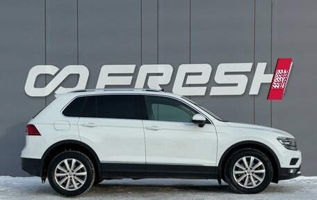 Volkswagen Tiguan II, 2017 год, 2 599 000 рублей, 5 фотография
