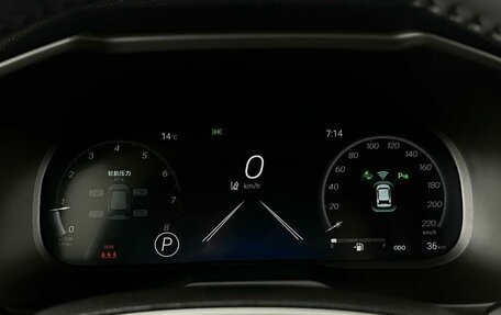 Toyota RAV4, 2025 год, 4 239 000 рублей, 17 фотография