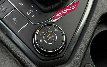 Volkswagen Tiguan II, 2017 год, 2 599 000 рублей, 21 фотография