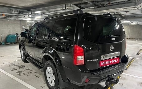 Nissan Pathfinder, 2011 год, 1 700 000 рублей, 2 фотография