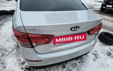 KIA Rio III рестайлинг, 2015 год, 900 000 рублей, 5 фотография