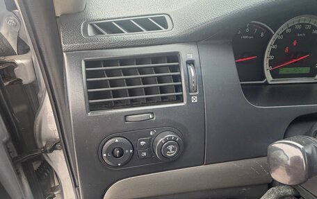 Chevrolet Epica, 2007 год, 400 000 рублей, 23 фотография