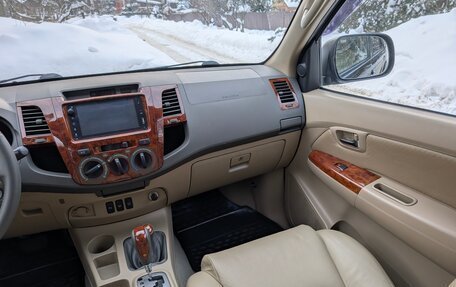 Toyota Fortuner I, 2011 год, 2 490 000 рублей, 16 фотография