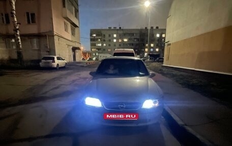 Opel Vectra B рестайлинг, 1998 год, 230 000 рублей, 1 фотография