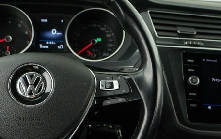 Volkswagen Tiguan II, 2017 год, 2 249 999 рублей, 13 фотография