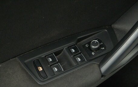 Volkswagen Tiguan II, 2017 год, 2 249 999 рублей, 14 фотография