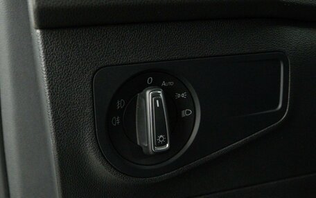 Volkswagen Tiguan II, 2017 год, 2 249 999 рублей, 15 фотография