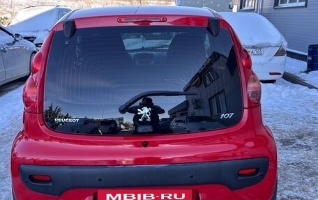 Peugeot 107 I рестайлинг, 2011 год, 599 000 рублей, 5 фотография