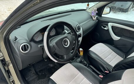 Renault Sandero I, 2010 год, 495 000 рублей, 2 фотография