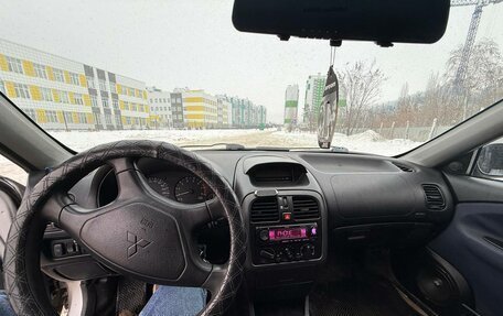 Mitsubishi Carisma I, 2002 год, 180 000 рублей, 14 фотография