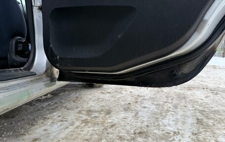 Mitsubishi Carisma I, 2002 год, 180 000 рублей, 11 фотография