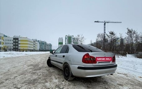 Mitsubishi Carisma I, 2002 год, 180 000 рублей, 2 фотография