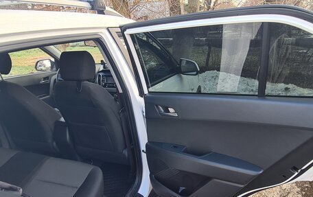 Hyundai Creta I рестайлинг, 2021 год, 2 200 000 рублей, 2 фотография