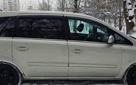 Opel Zafira B, 2011 год, 470 000 рублей, 2 фотография