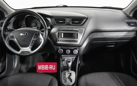KIA Rio III рестайлинг, 2017 год, 998 690 рублей, 13 фотография