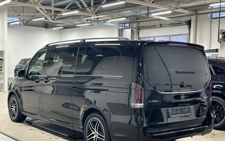 Mercedes-Benz V-Класс, 2025 год, 14 630 000 рублей, 2 фотография