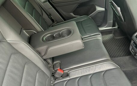 Volkswagen Tiguan II, 2021 год, 4 000 000 рублей, 4 фотография